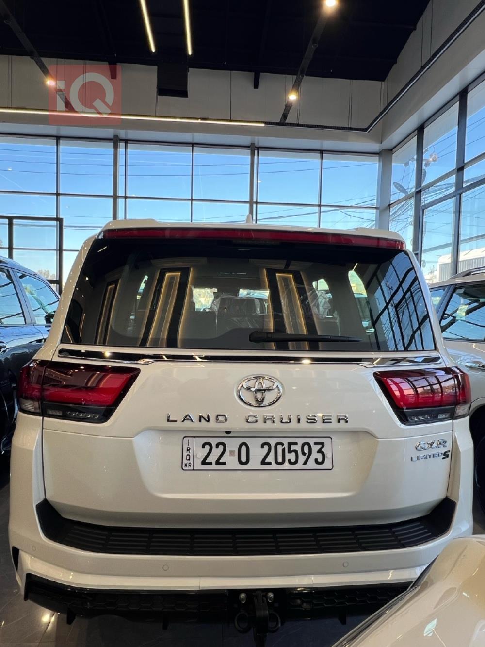 تويوتا لاندكروزر